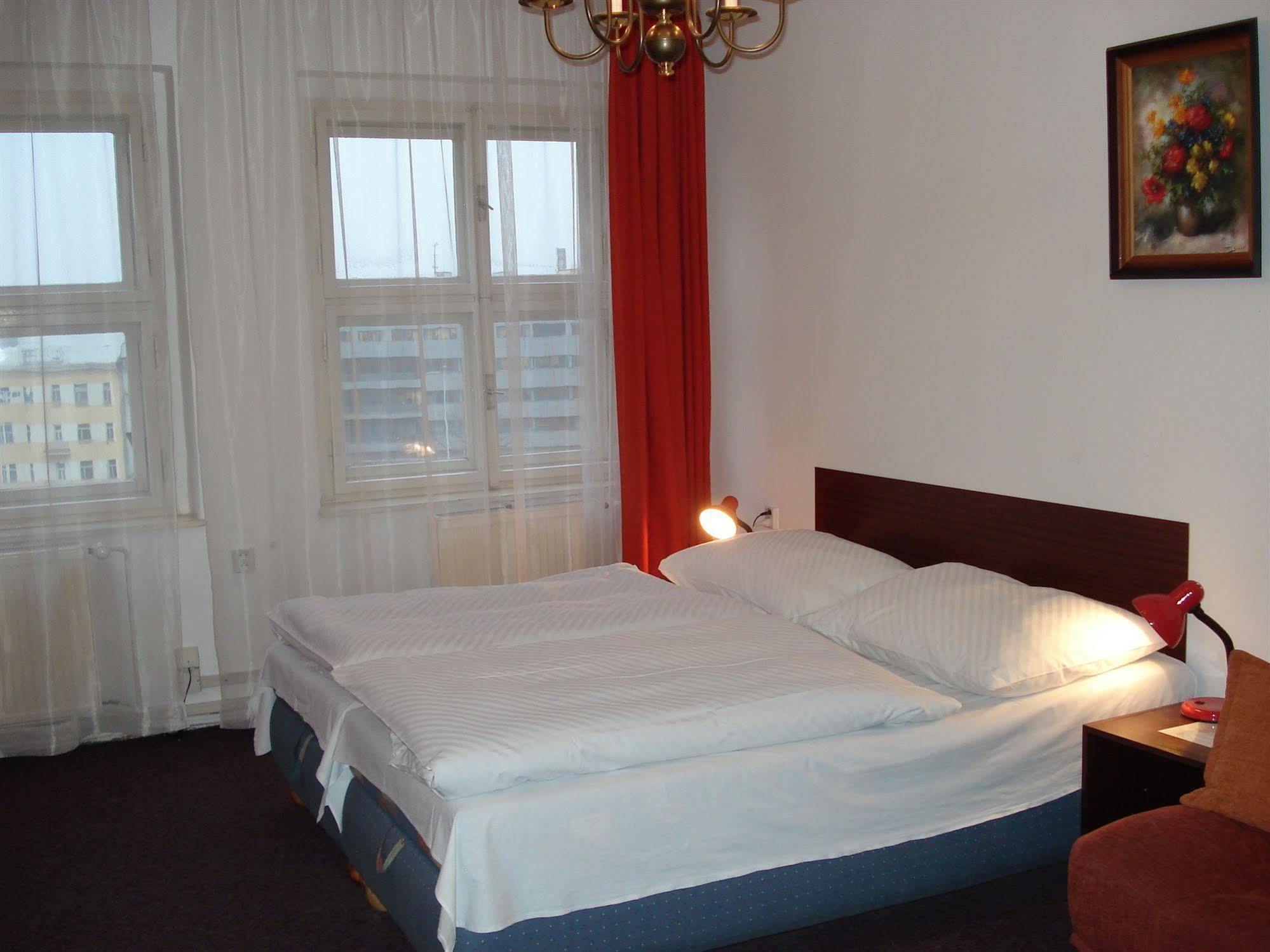 Unie 2* Prag
